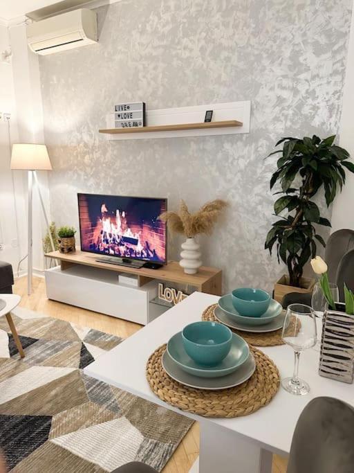 Train 23 Apartment Beograd Ngoại thất bức ảnh